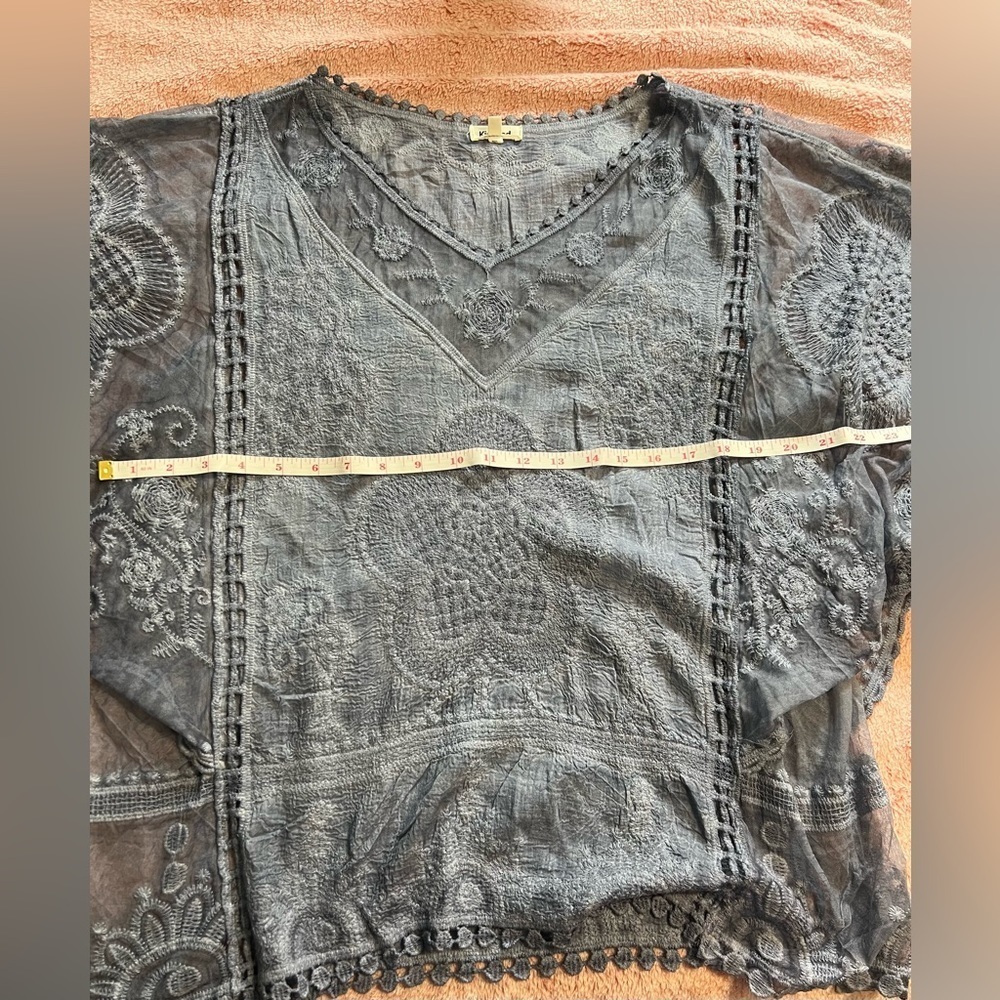 #177 Kindred denim blue top - Picture 6 of 7